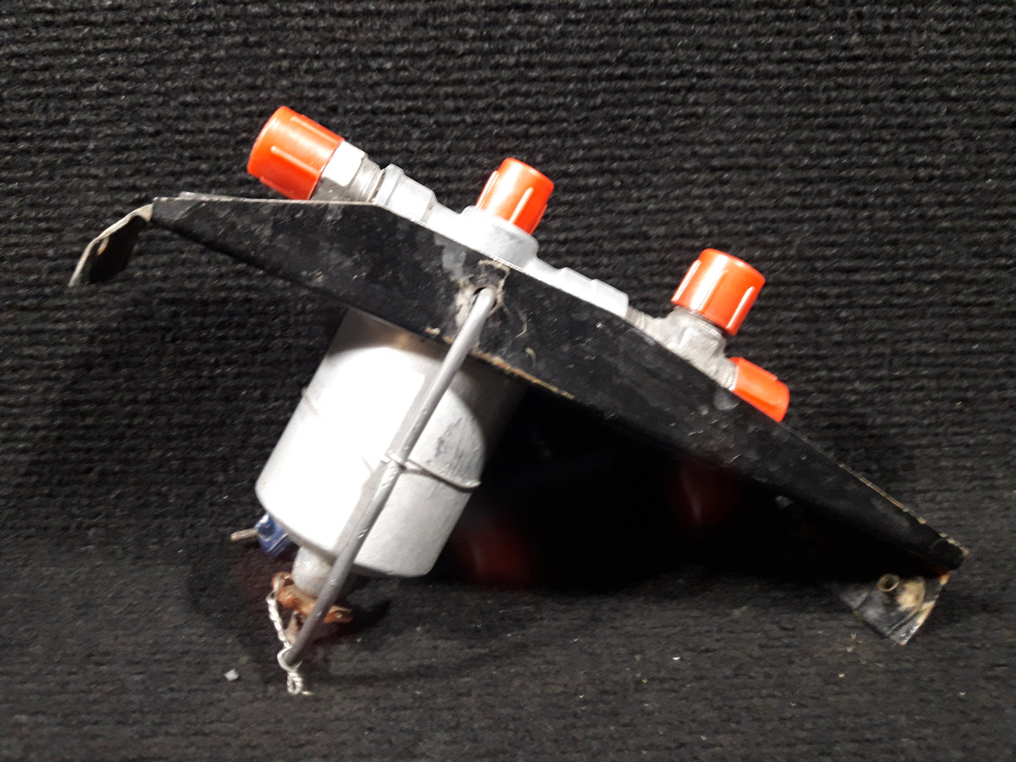 Gascolator - Fuel Strainer Assembly - C-FXXQ