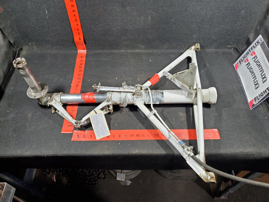 MLG Assy - LH - Beechcraft - C-FINV