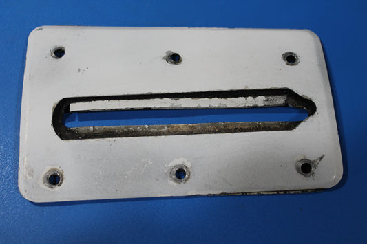 Landing Gear Fillet Plate and Seal RH - Cessna - C-FFTB