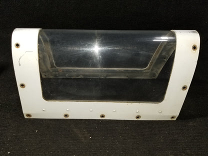 Wing Landing Light Cover - Cessna - CF-UPF