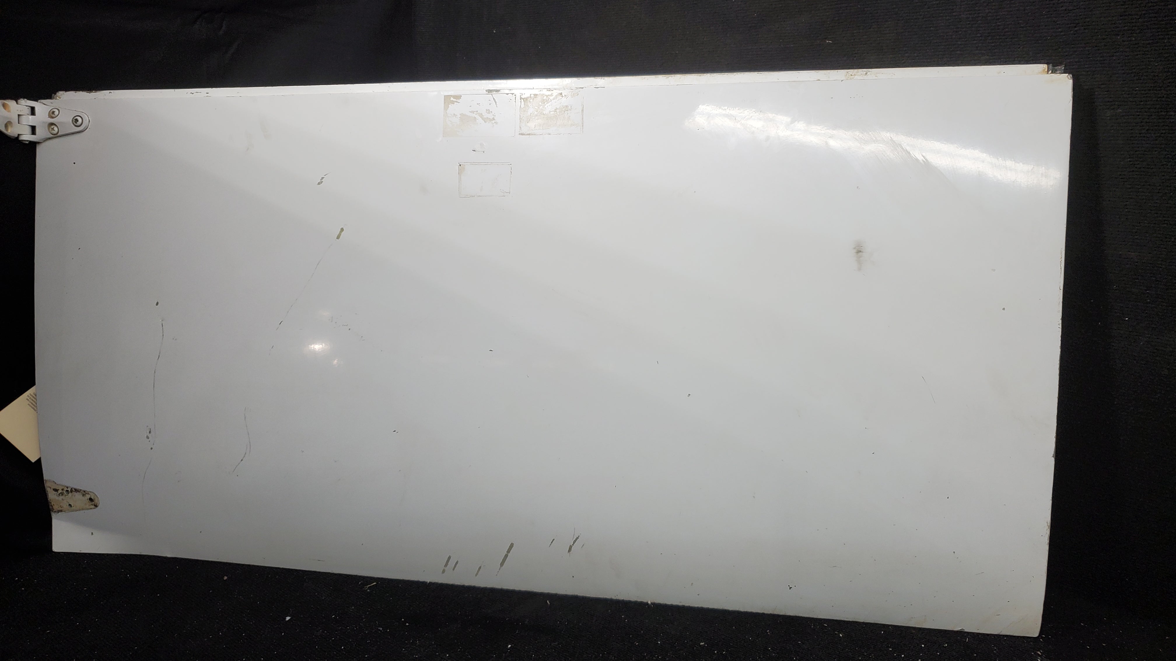 Cargo Door Assy - Lower - Cessna 208B Caravan - 5Y-RNA – Global