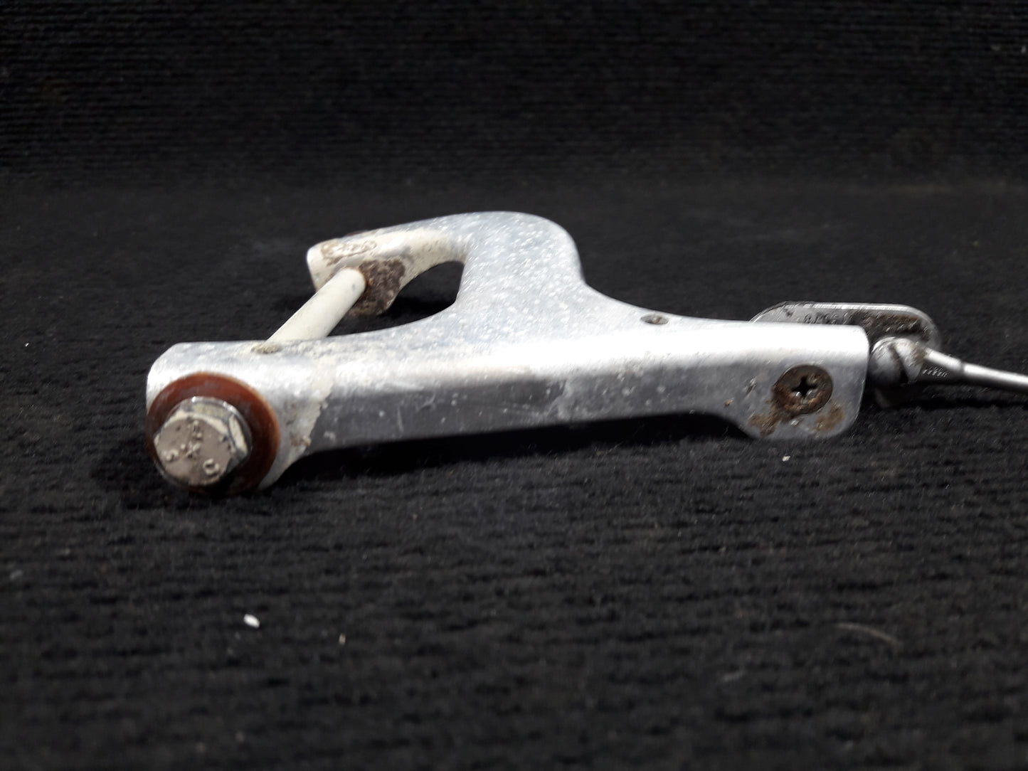 MLG Door Retract Actuator Idler Arm Assy - Beechcraft - C-GRMK