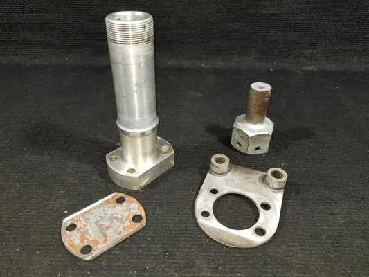 Main Landing Gear Axle Assy - Solid - Cessna - C-FKXV