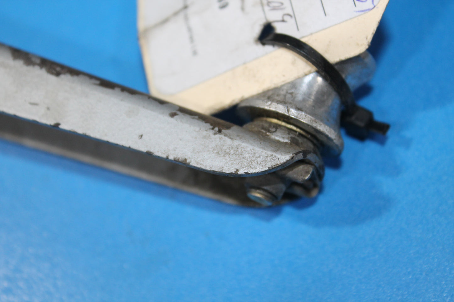 MLG Bungee Arm Assy RH - Piper - C-GHJG