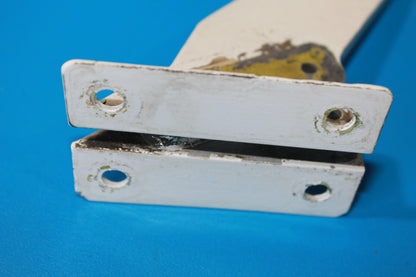 MLG Door Hinge Outboard - Piper - C-FNCI