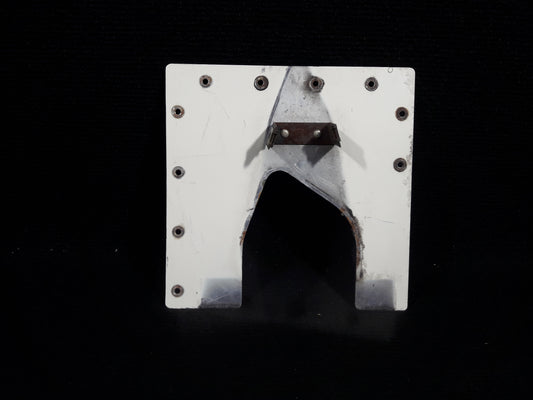 MLG Fairing Plate LH - Piper - C-FXXQ