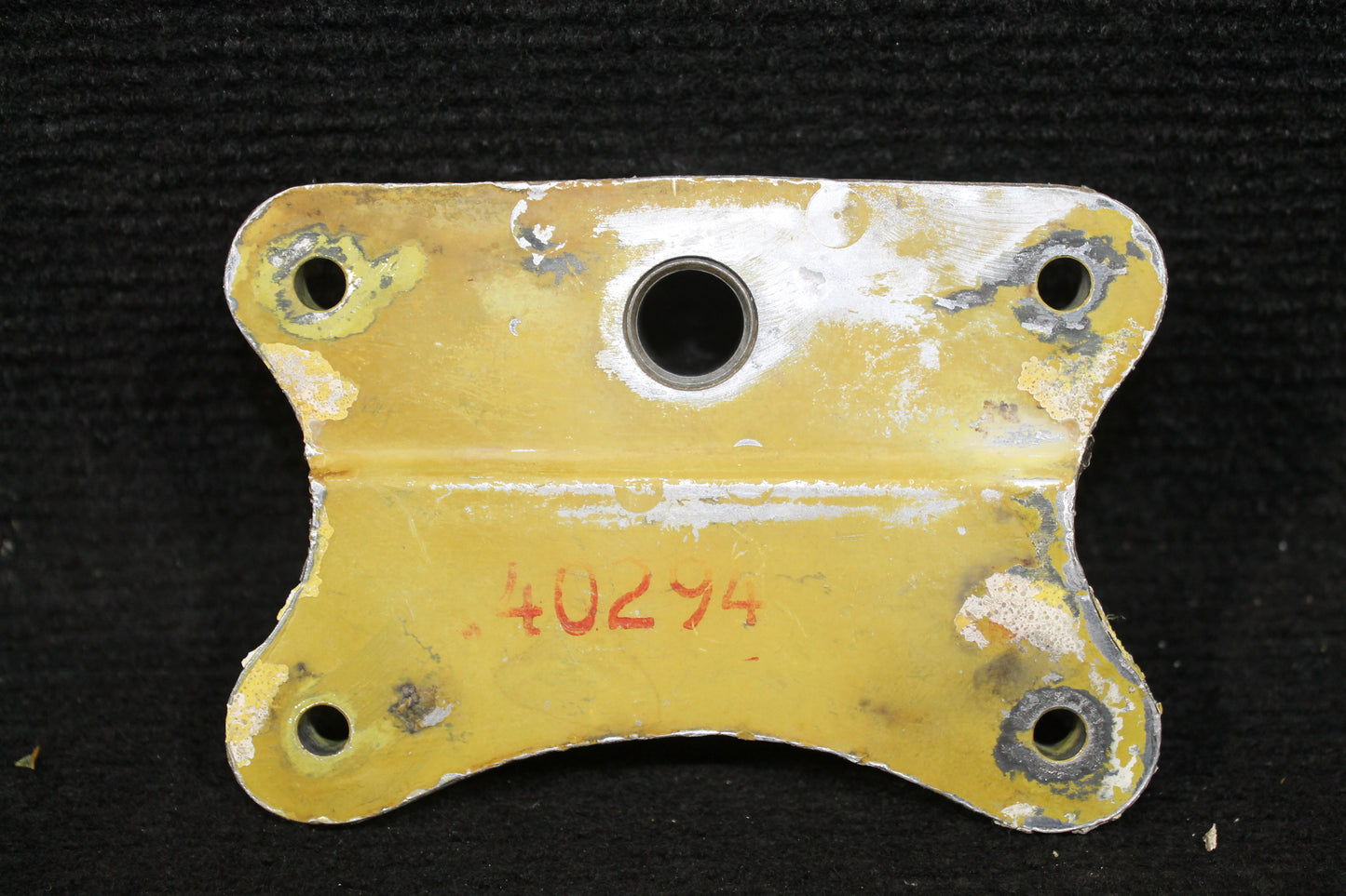 MLG Side Brace Fitting - AFT - Piper - C-FNCI