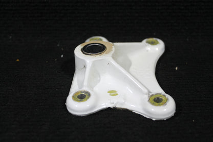 MLG Side Brace Fitting - AFT - Piper - C-FNCI