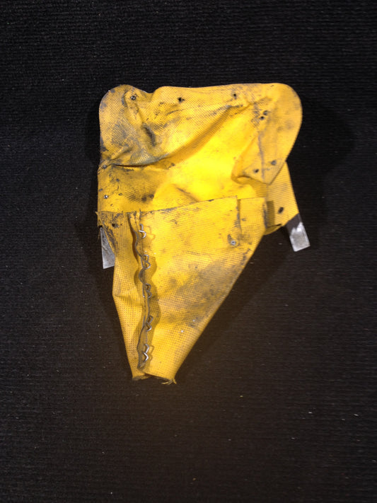 NLG retract boot - Beechcraft - C-FOZZ