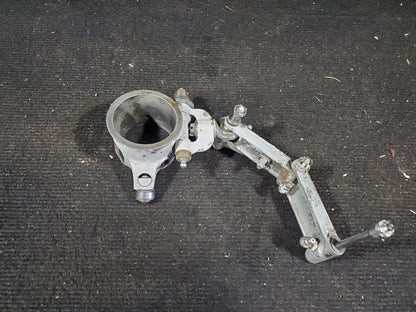 NLG Steering Yoke Assy - Beechcraft - C-FOZZ