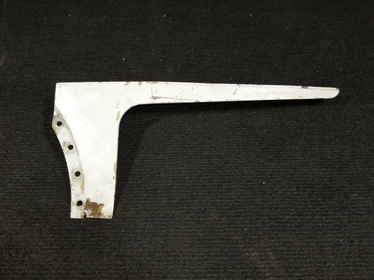 Oil Cooler Mounting Bracket - Upper - Cessna - 5Y-BUC