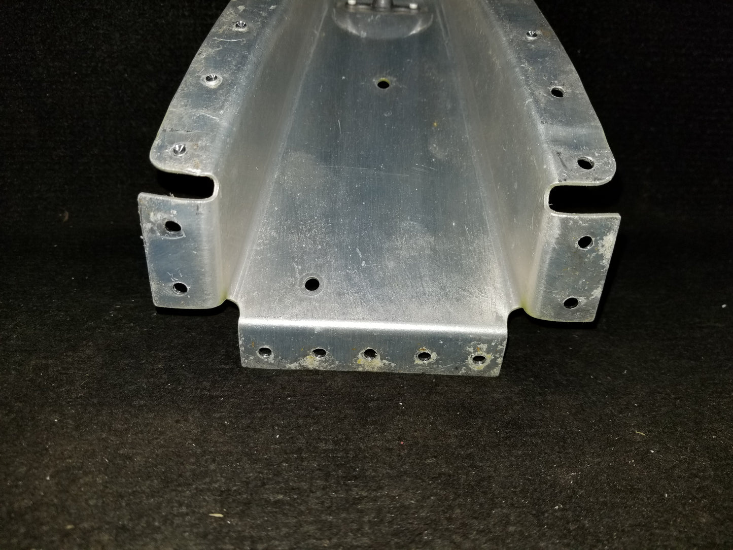 Rear Seat Bracket - Cessna - C-FKXV