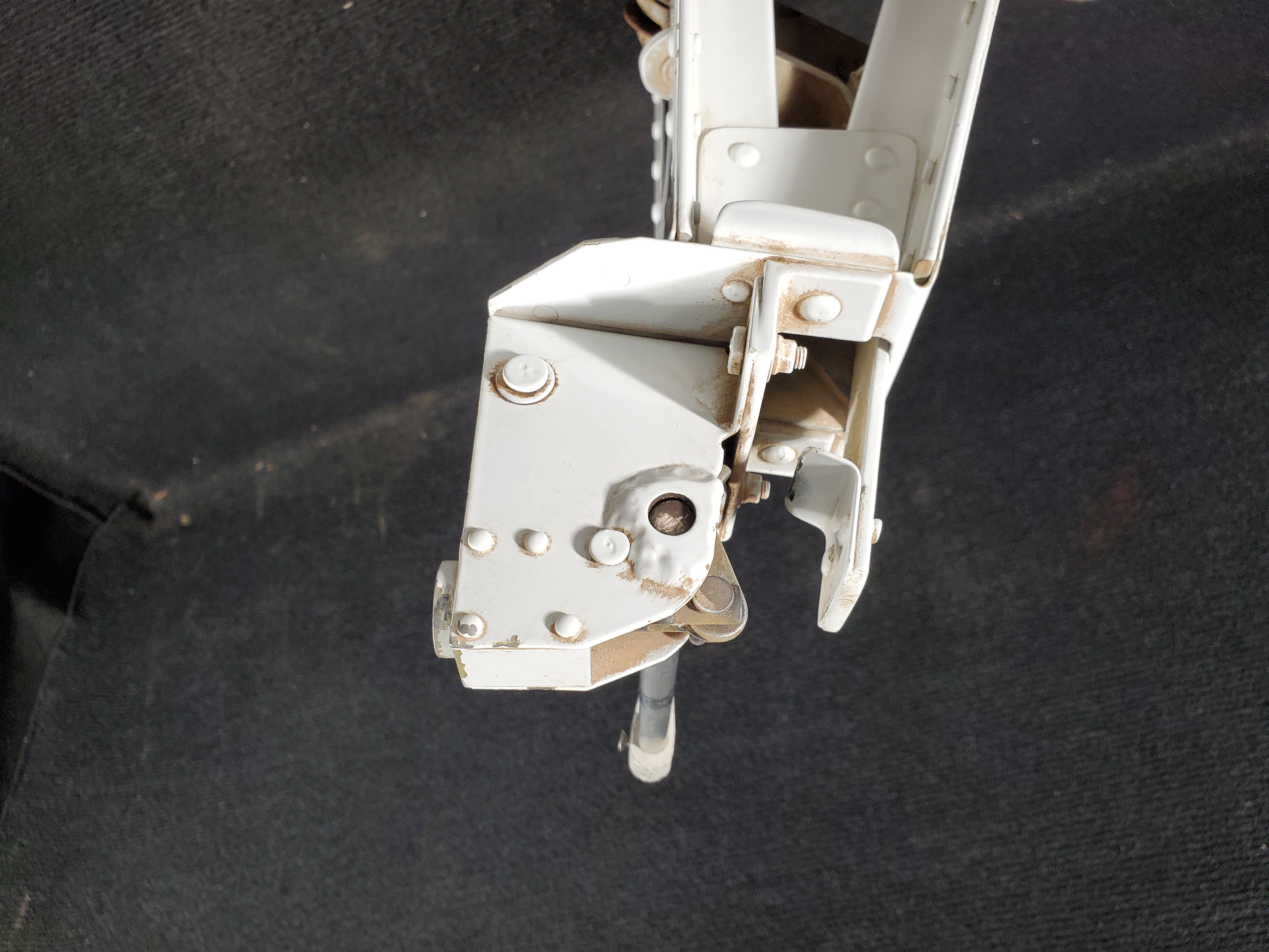 Rudder Gust Lock Assy - Aero Twin INC - C-MISC – Global Aircraft