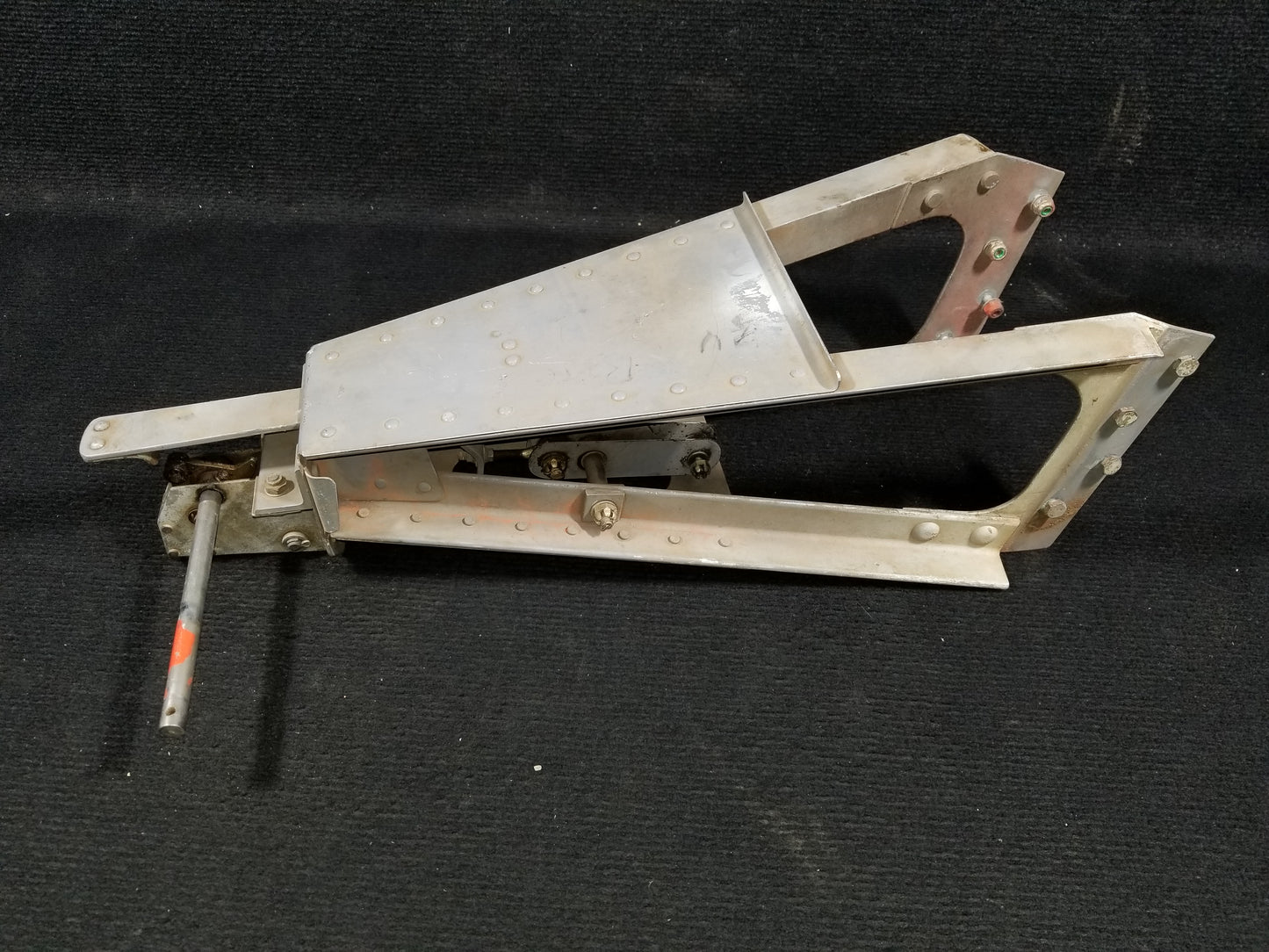 Rudder Gust Lock Assy - Aero Twin INC - 5Y-BUC