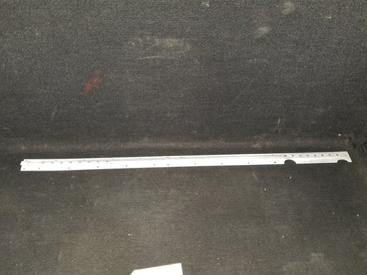 Seat Rail Pilot LH OTBD - McFarlane - C-FKXV