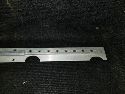 Seat Rail Pilot LH OTBD - McFarlane - C-FKXV
