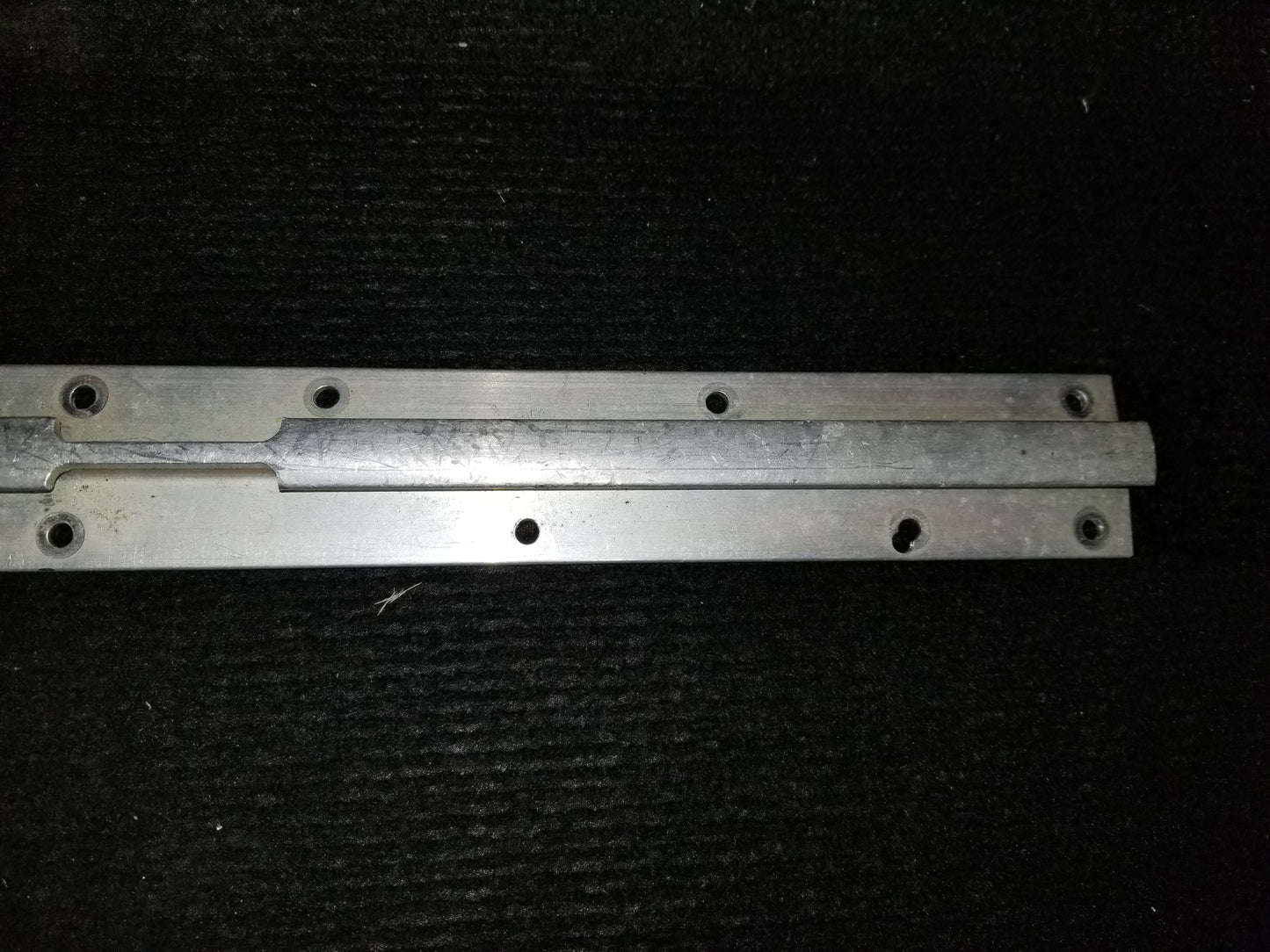 Seat Rail Pilot LH INBD - McFarlane - C-FKXV