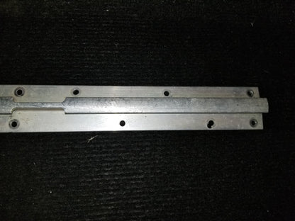 Seat Rail Pilot LH INBD - McFarlane - C-FKXV