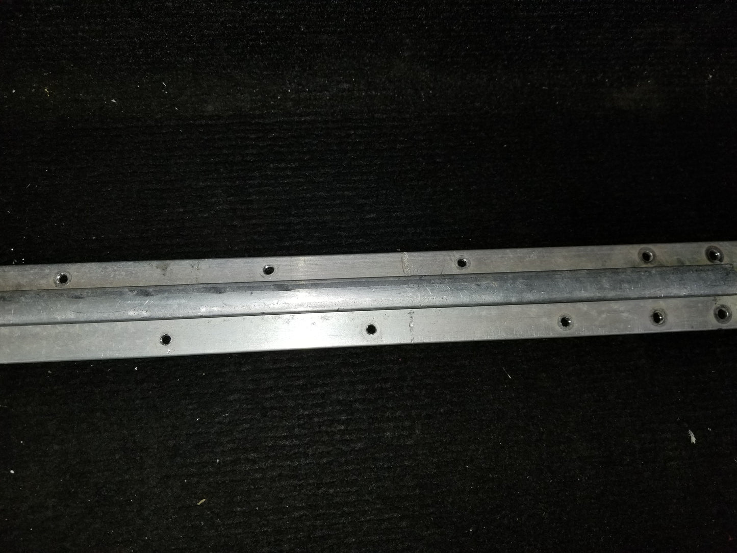 Seat Rail Pilot LH INBD - McFarlane - C-FKXV