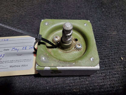 Door Handle Shaft Assy LH - Cessna - C-GNQK