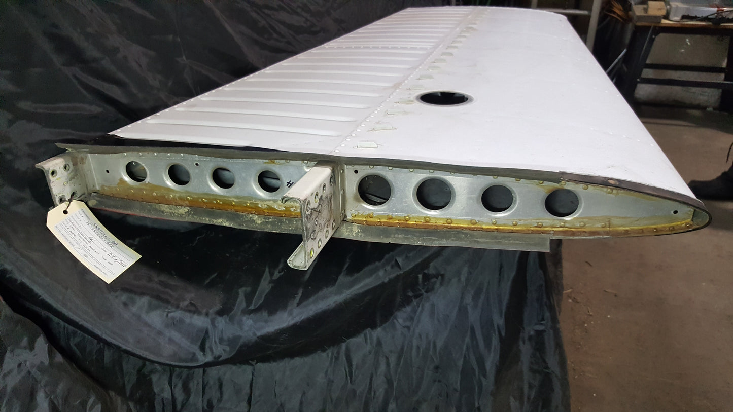 Stabilizer Assembly RH - Beechcraft - C-FINV