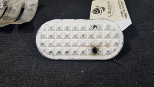 Step - MLG Strut - Cessna - C-GYVB