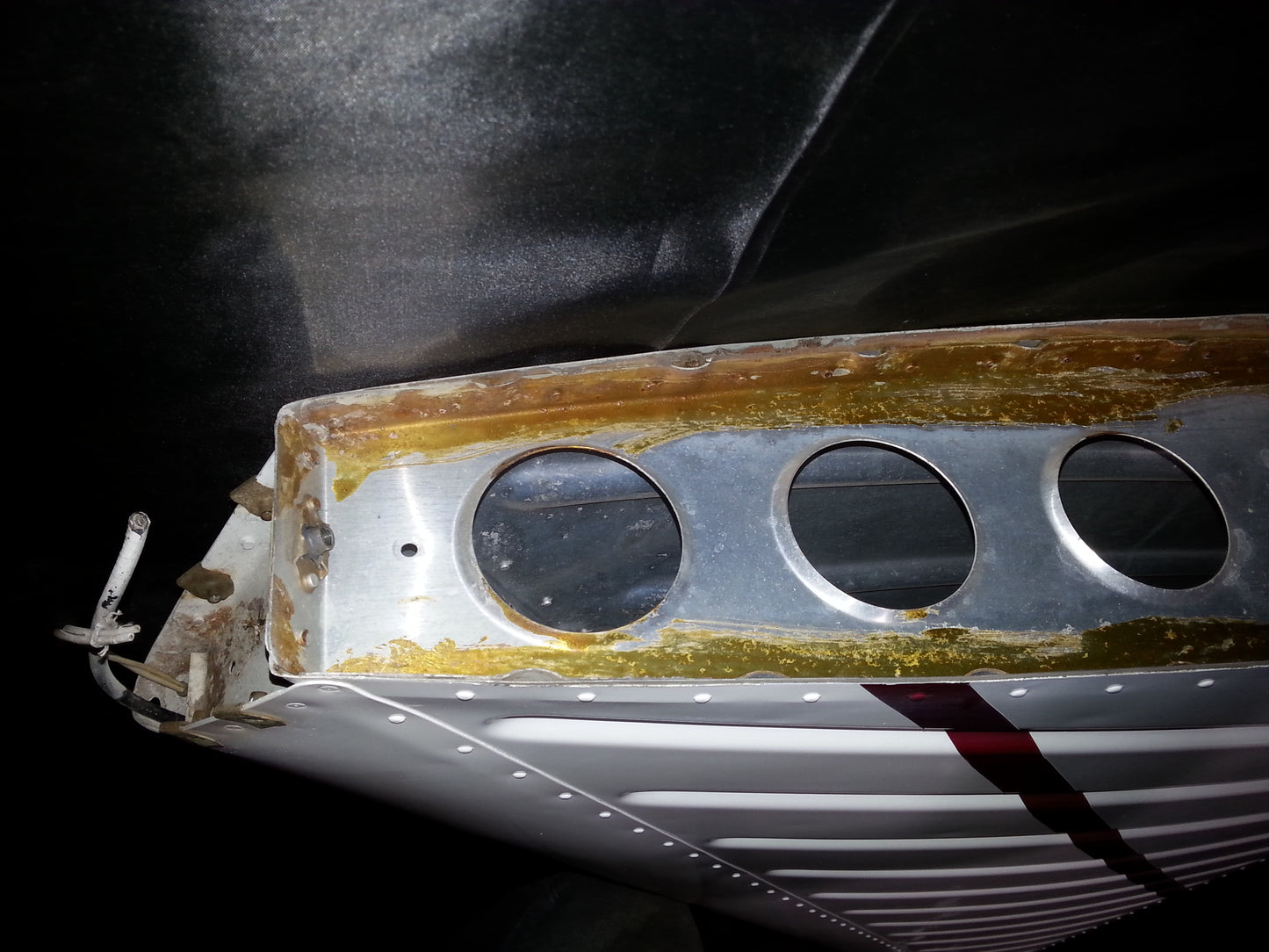 Tail Fin Assy - Piper - C-GOMP