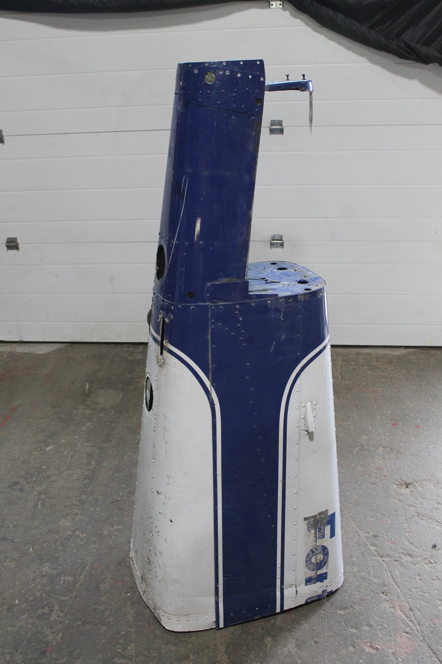 Tail Section - Cessna 180 - C-FCDQ