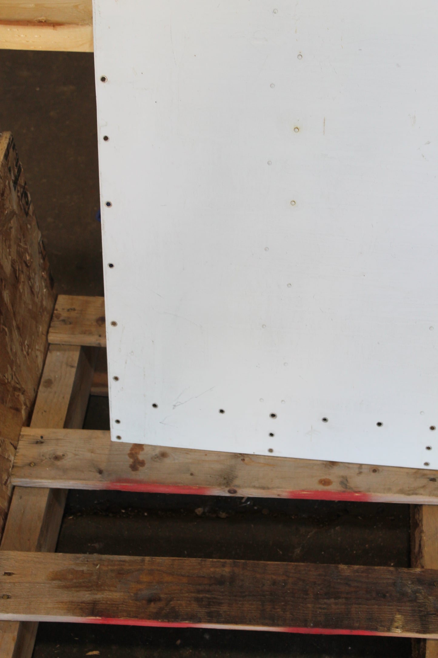 Tank Well Cover - RH - Cessna 172 - MISC (VFC)