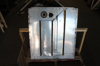Tank Well Cover - RH - Cessna 172 - MISC (VFC)