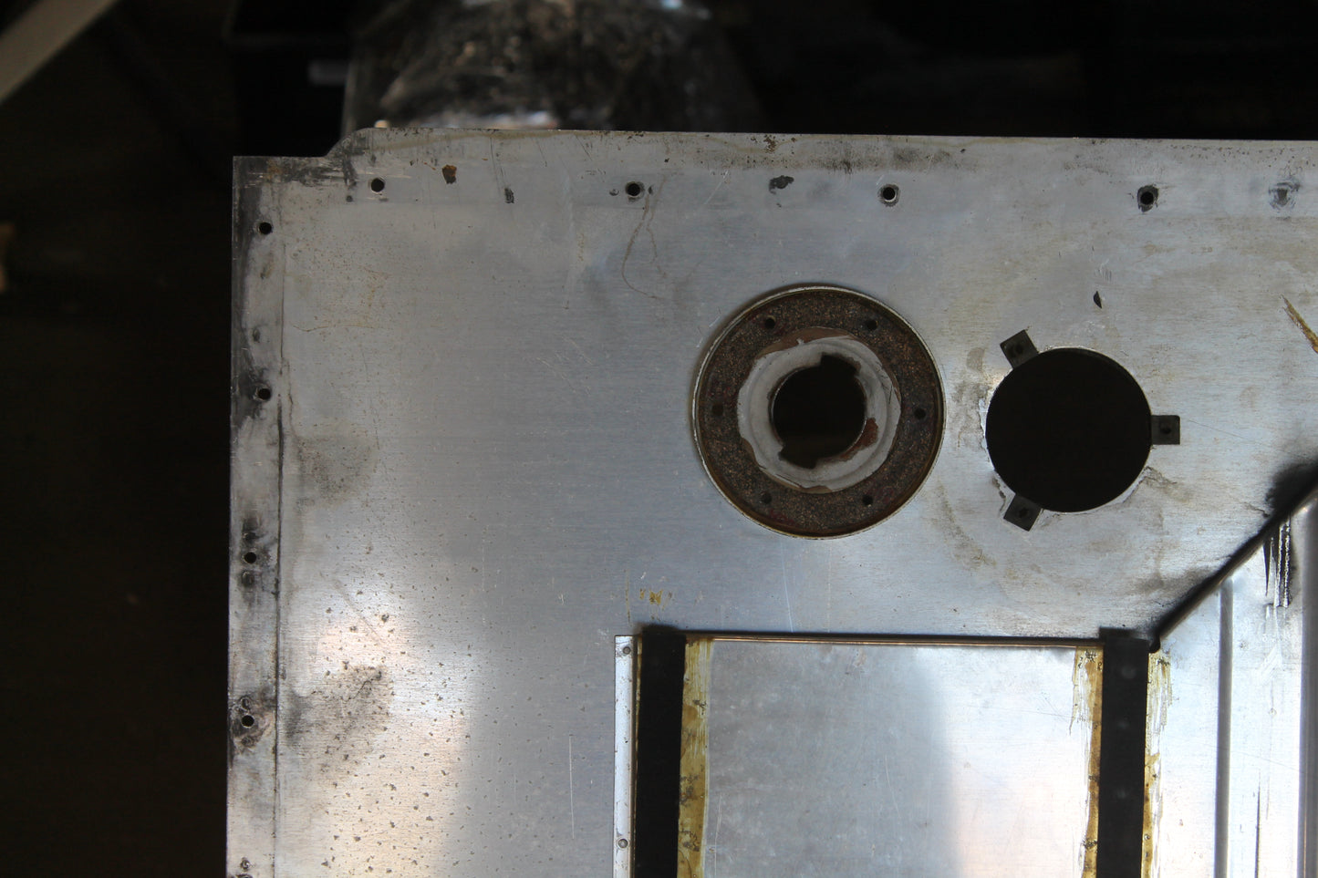 Tank Well Cover - RH - Cessna 172 - MISC (VFC)