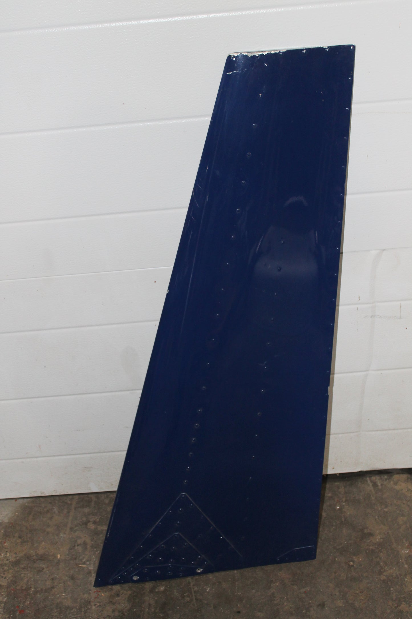 Vertical Stabilizer - Upper - Robinson - C-GHZN