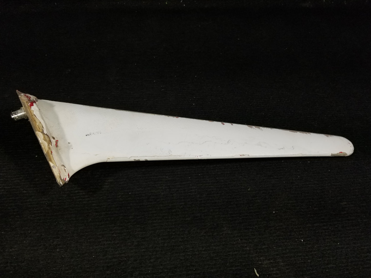 VHF Comm Antenna - Trivec Avant - 5Y-BUC