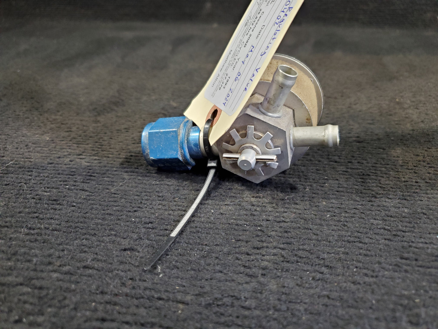 Vacuum Regulating Valve - Cessna - 5Y-RNA