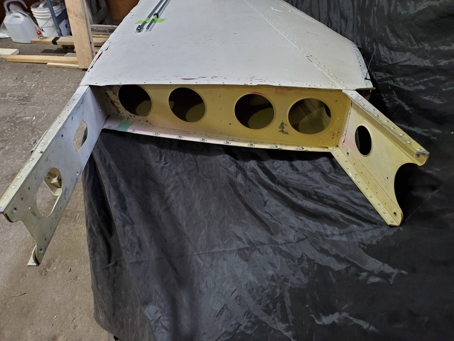 Vertical Stabilizer - 5Y-BUC