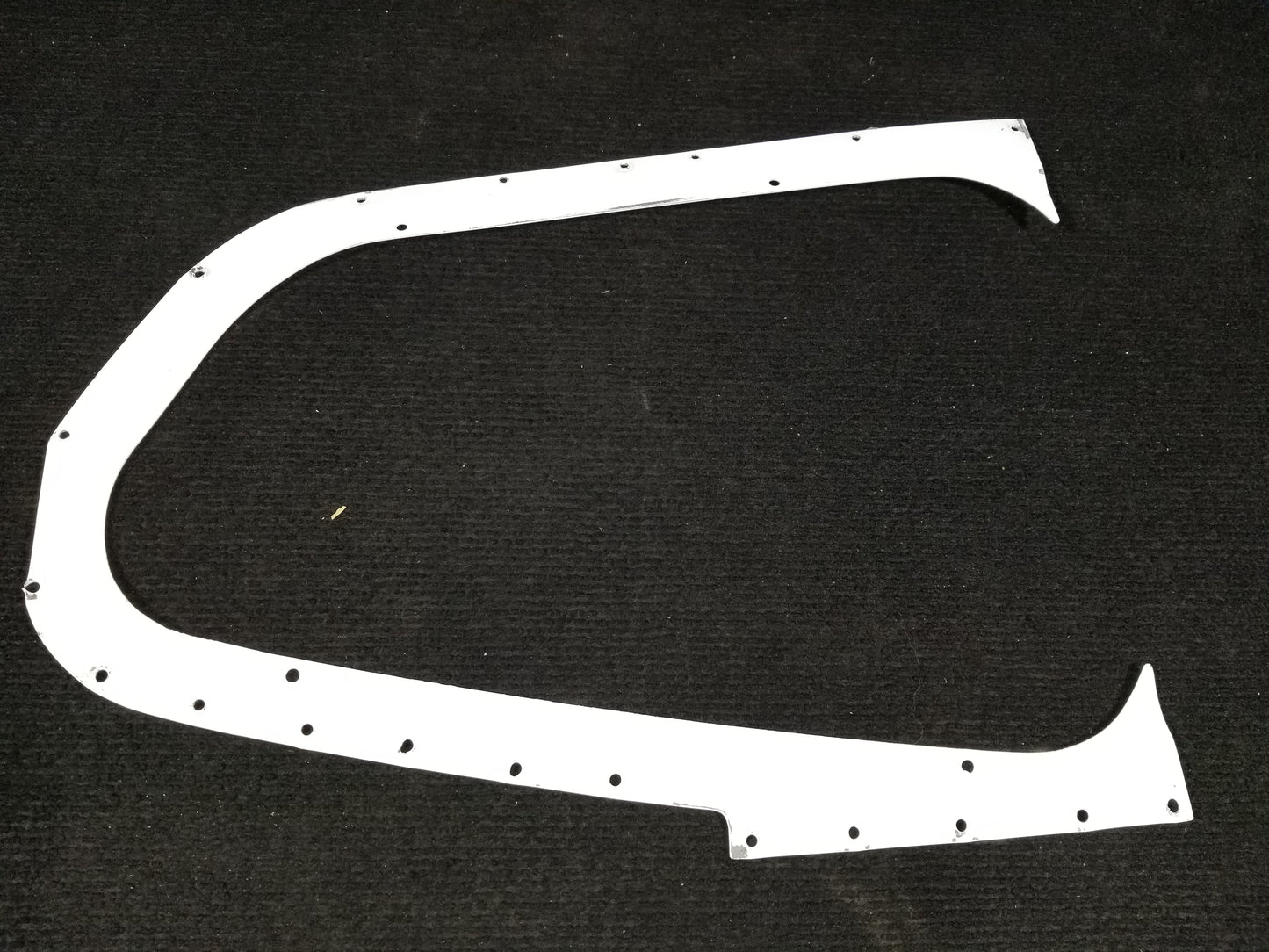 Window Rear Retainer - RH - C-FCDQ