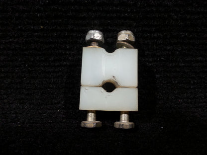 Cowl Flap Control Line Mount (clamp) - Cessna - C-FCDN