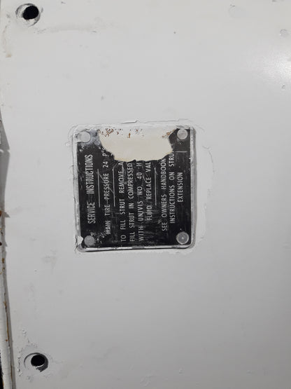MLG Fairing Assy - Piper - C-GAGZ