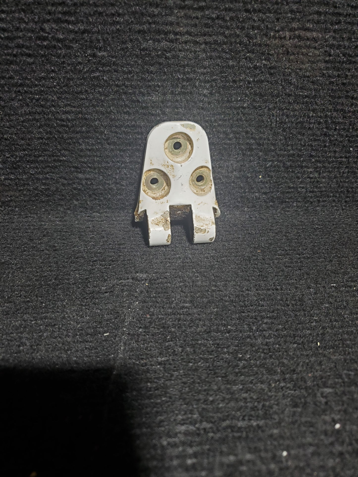 Hinge-Door LH UPR Aft - Cessna - 5Y-ZBW
