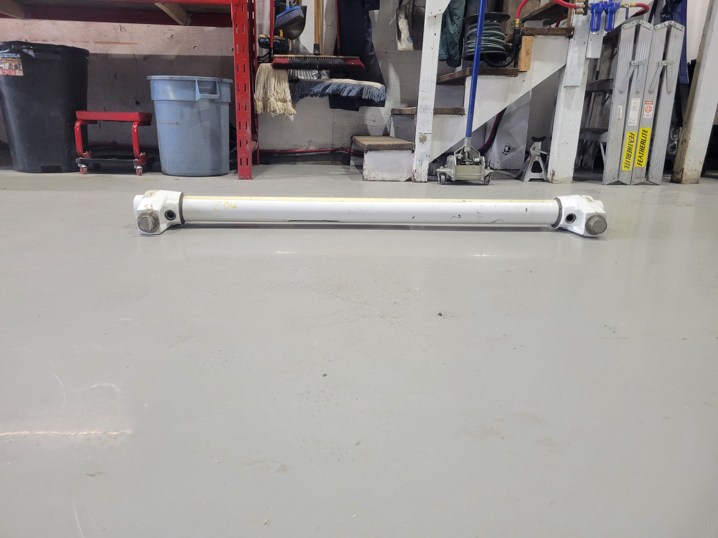 MLG Center Spring Assy - 5Y-ZBW