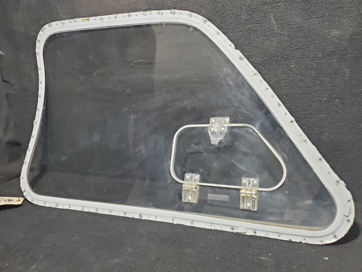 Window Assy - Fwd Cabin - LH - Beechcraft - C-FINV
