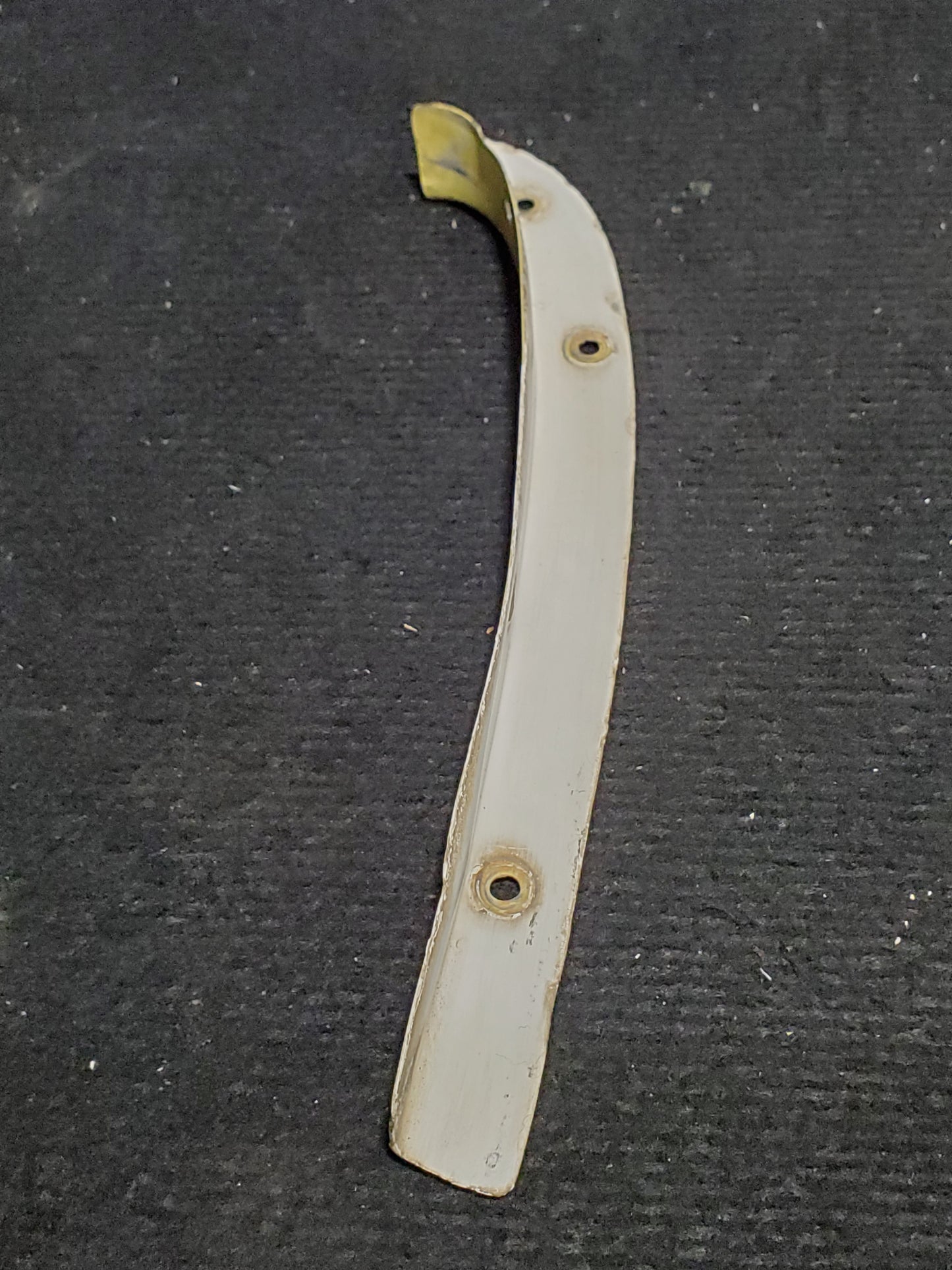 Stabilizer Fairing Lower FWD - RH - Cessna - 5Y-ZBW