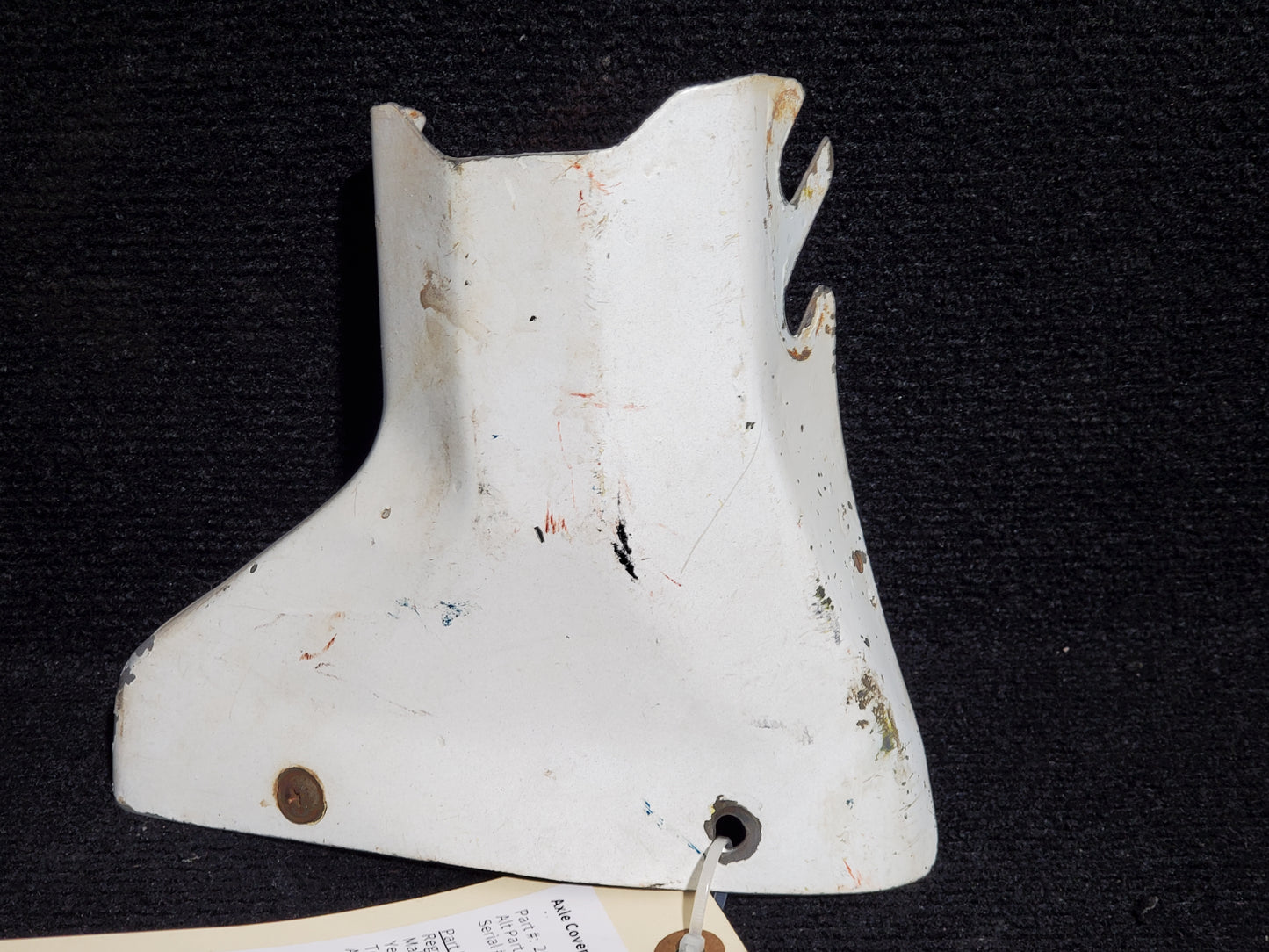 Axle Cover Assy - LH - Cessna - 5Y-RNA