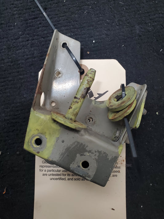 Pintle Assy - Lower - Cessna - 5Y-ZBW