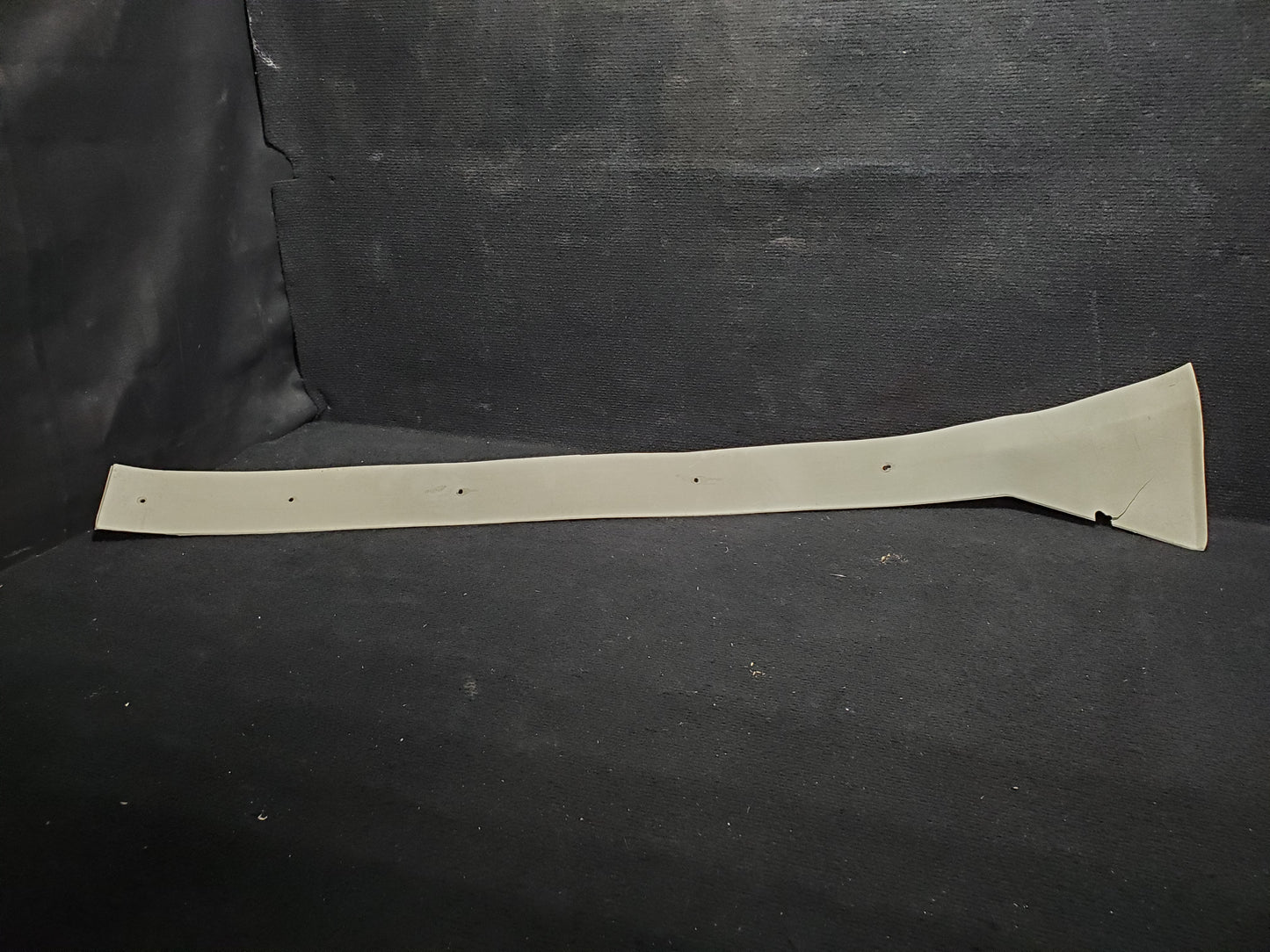 Bulkhead Trim Cover RH - Cessna - OO-SEX