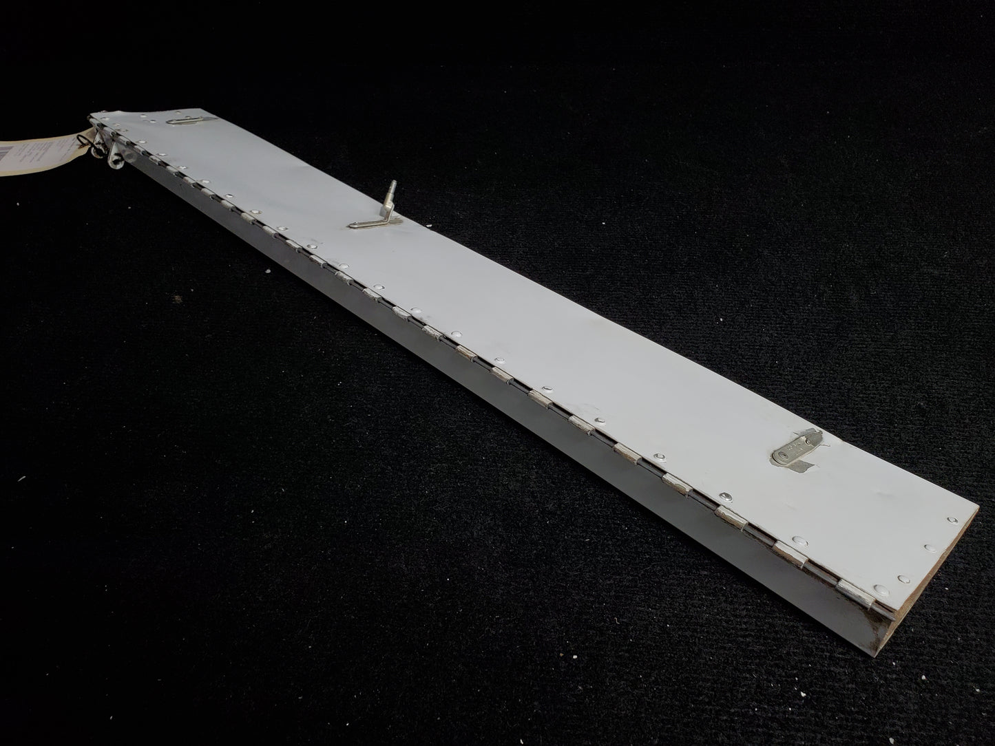 Aileron Trim Tab Assy - RH - Cessna - 5Y-RNA