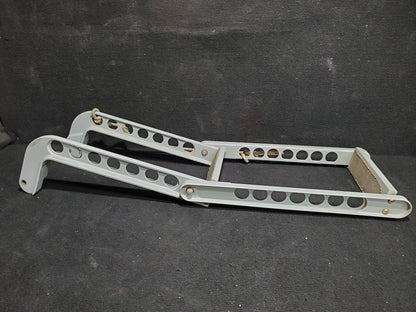 Crew Step Assembly - Cessna - 5Y-MME