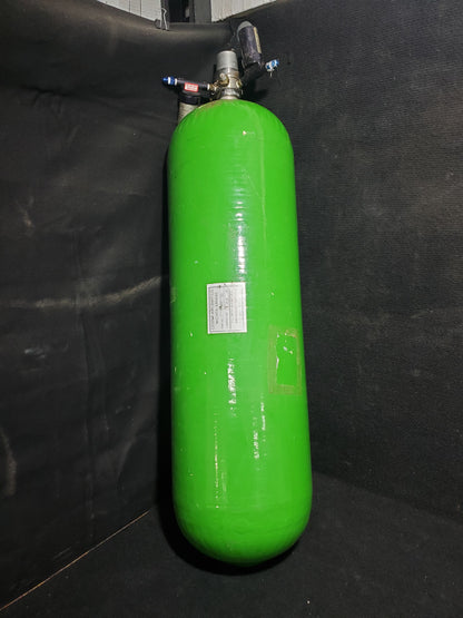 Oxygen Cylinder and Regulator - 5H-NWA