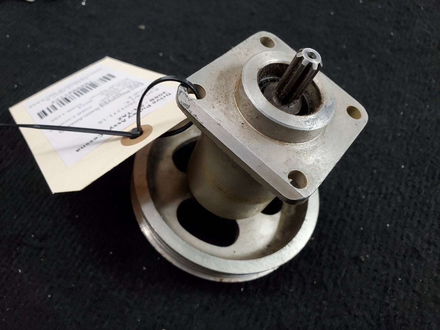 Alternator Drive Pulley Assy - Cessna 208B - 5H-TAZ