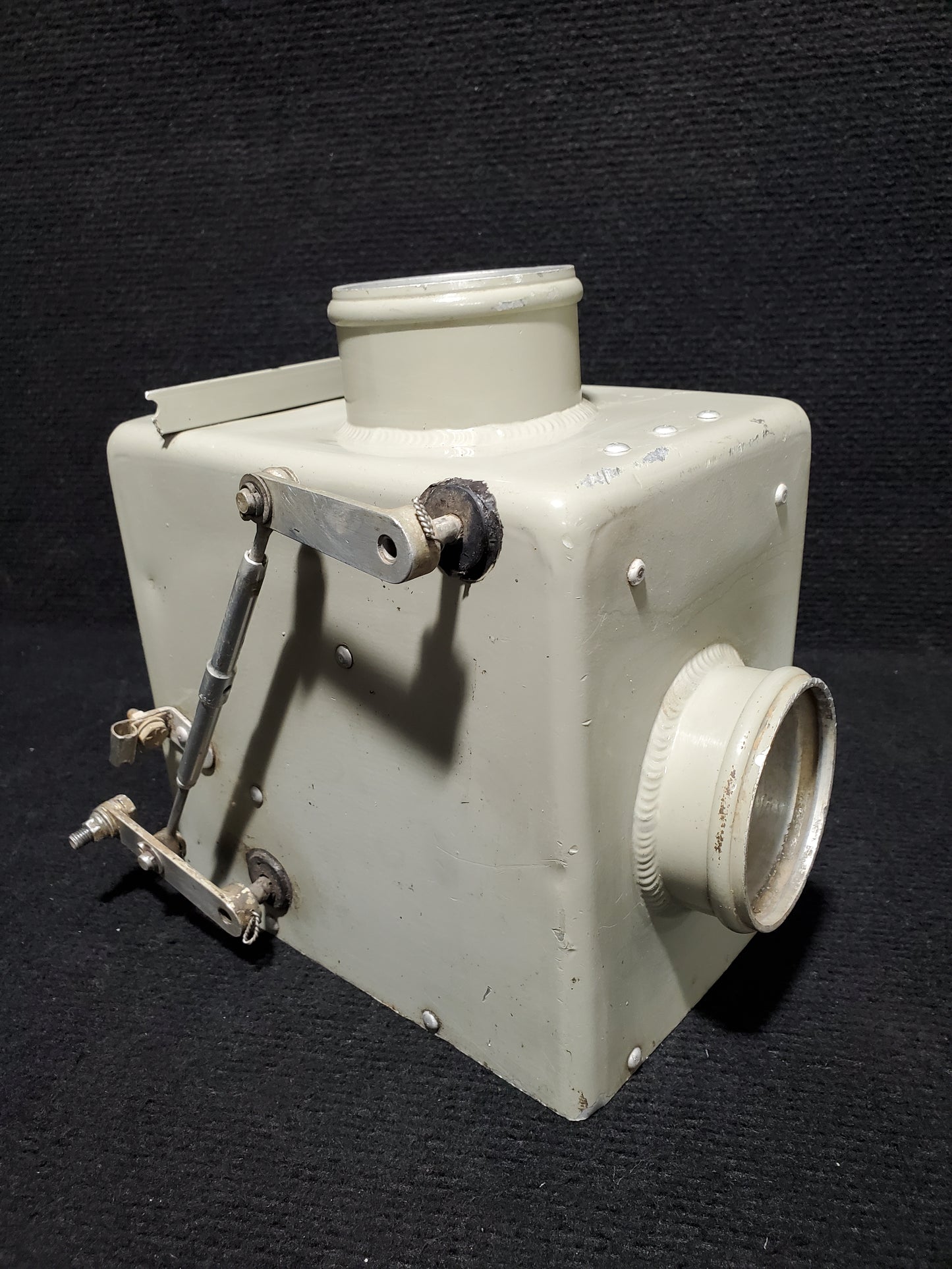 Bleed Air - Diverter Valve Assy - Cessna - 5H-TAZ